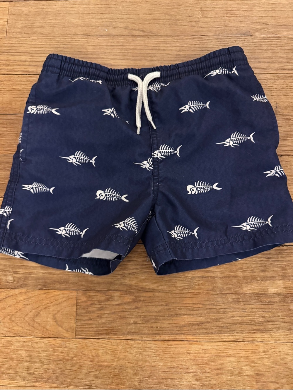 Maamgic Boy's Navy Blue Fish Skeleton Print Swim Trunks - Size 4
 b48